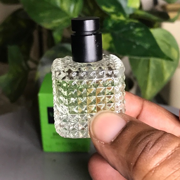 Valentino Donna Born in Roma Green Stravaganza Eau de Parfum Women 6ML Mini - Picture 2 of 8